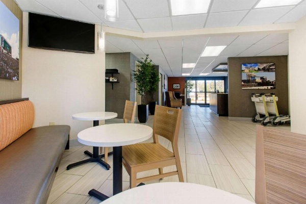 Gallus Stadium Park Inn, Ascend Hotel Collection image 29